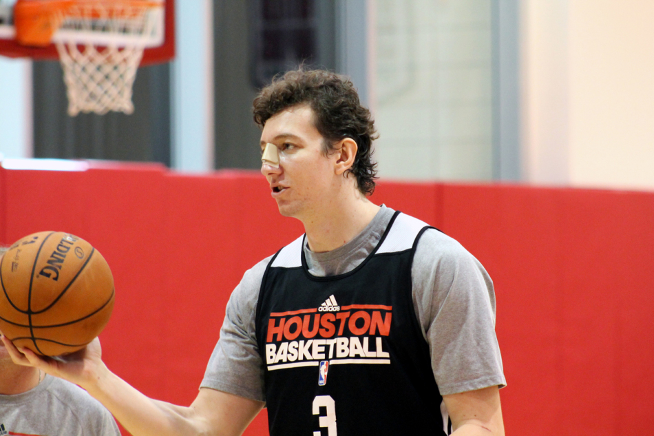 天空體育：蘇超的流浪者希望請回杰拉德執(zhí)教，后者也愿意展開對話