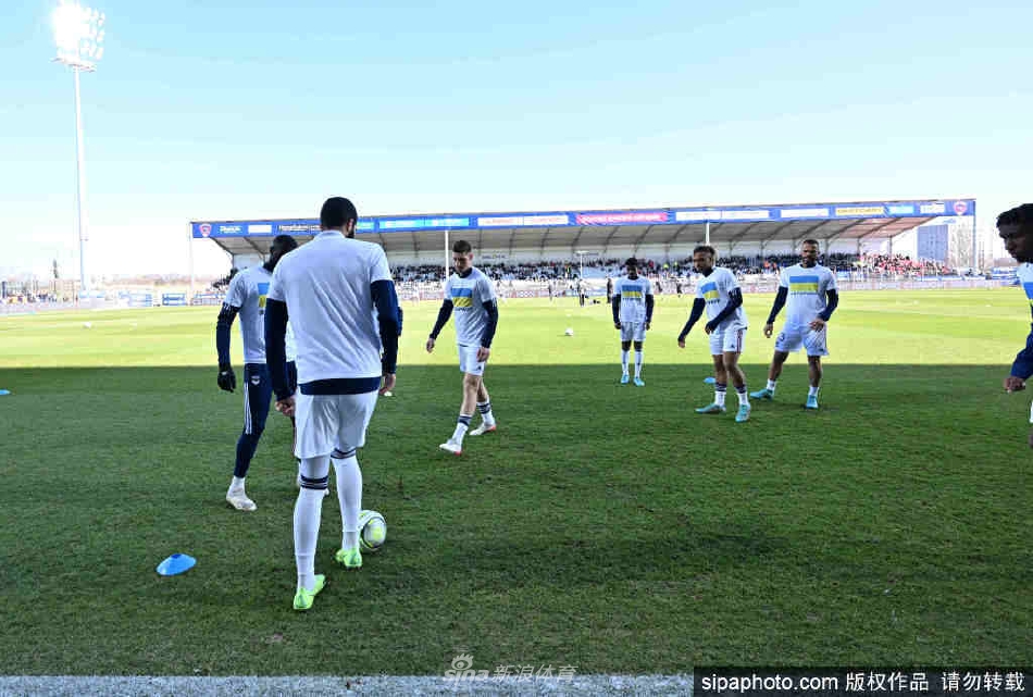 達拉斯媒體：歐文前交叉韌帶撕裂手術(shù)恢復(fù)超預(yù)期