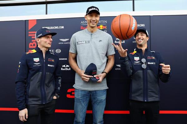 RMC：為防腦震蕩，比利時一俱樂部強制要求年輕守門員戴頭盔