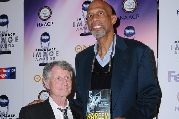 2025年10月23日 11:34:13懂球帝                 近日，曾效力國米等隊(duì)的埃爾納內(nèi)斯在接受《La Stampa》采訪時表示，AC米蘭的意甲奪冠前景比國米更好一些。 關(guān)于國際
