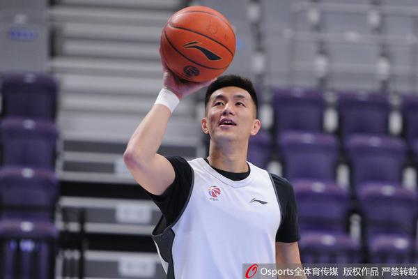 明年潛在首輪秀！希臘新星前往NCAA四個月身材壯了一大圈！