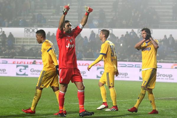 萊萬本場數(shù)據(jù)：替補出戰(zhàn)22分鐘2射門2射正2進球，評分8.8