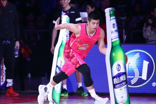 法蒂不滿對陣昂熱時被換下，摩納哥主帥：他需要訓(xùn)練情緒控制