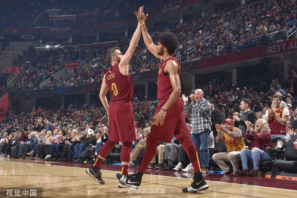 范迪克：我告訴裁判他犯了個錯誤 進球的貝里瓦爾本應(yīng)被罰下