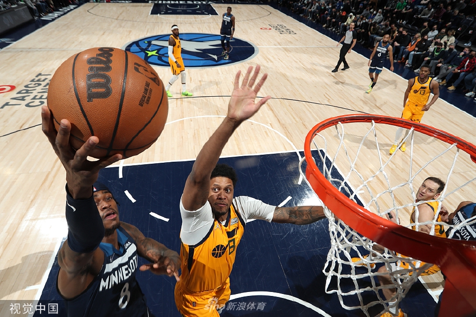 37歲209天，奧塔門迪成南美世預(yù)賽歷史年齡第二大染紅球員