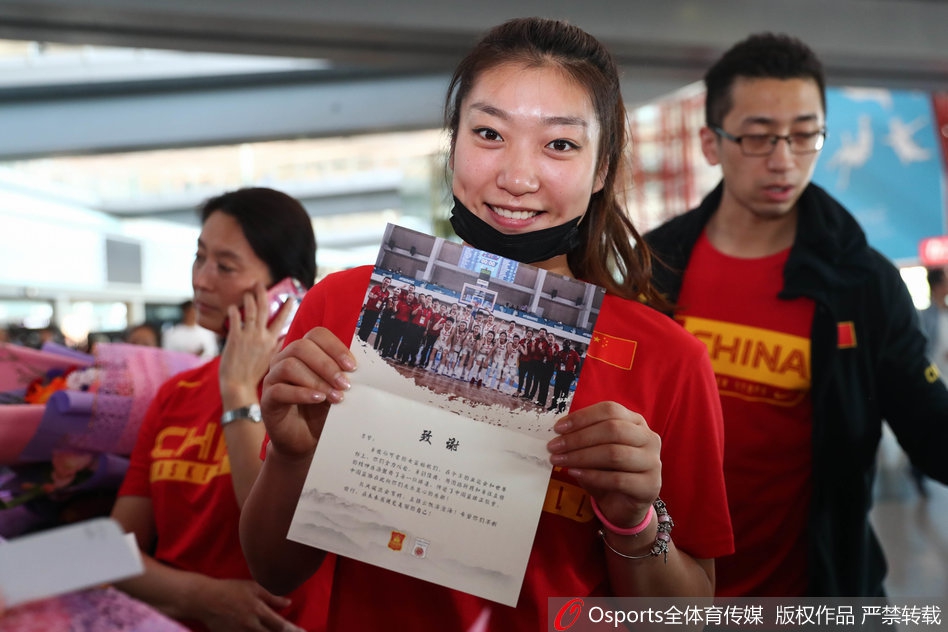 楊毅：威少場均三雙很厲害但其實有定式 他是NBA塑造的體系內(nèi)英雄