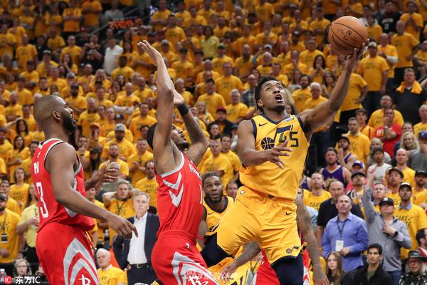 馬卡評西班牙大勝：蘇維門迪閃耀全場 赫伊森的崛起令人矚目