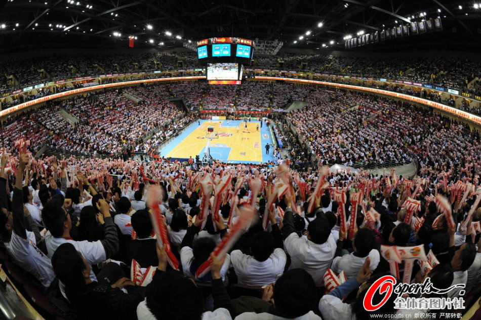 太陽報(bào)：賽前熱身時被工作人員擋，本