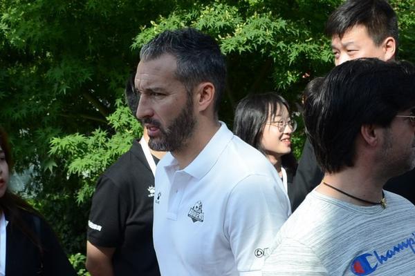 韋德：奪冠真正難的是彌補每個人弱點 比如我無法砍40+還兼顧防守