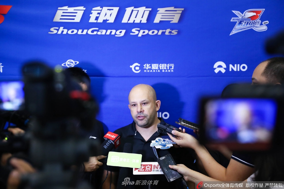 希羅談手術(shù)：七月份訓(xùn)練腳部出現(xiàn)刺痛 醫(yī)生診斷里面有多余的骨頭