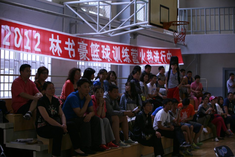 表現(xiàn)亮眼！杰克遜全場砍下24分10籃板1搶斷2封蓋