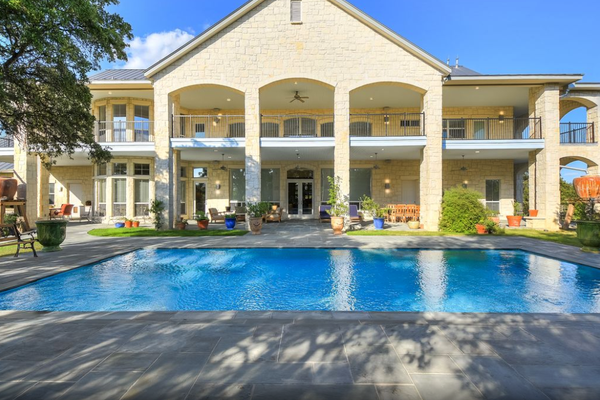 記者：申花全隊(duì)今日在基地集結(jié) 半個月將迎三線四戰(zhàn)的密集賽程