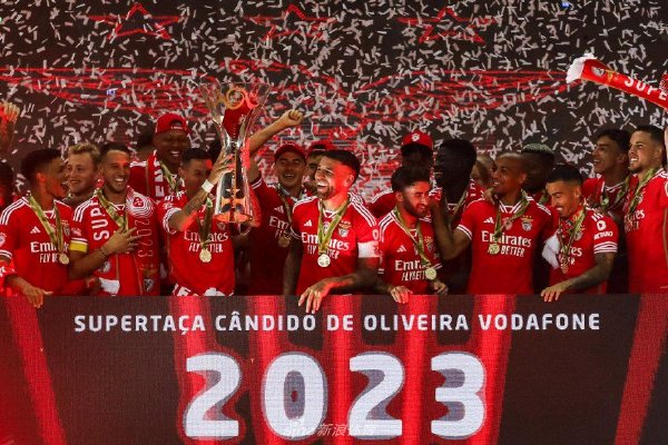 塞爾：皇馬仍與阿方索保持聯(lián)系，上份報(bào)價(jià)是5年總價(jià)1億歐