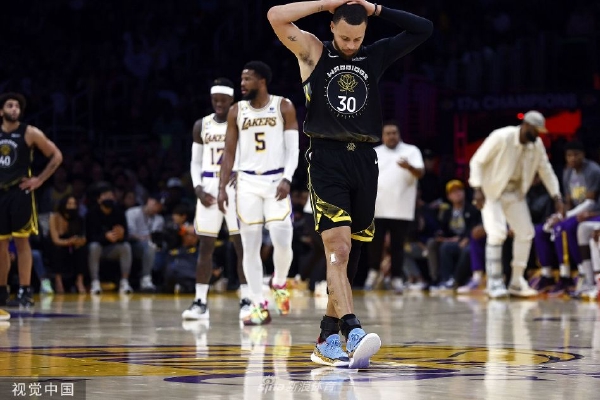 多特VS狼堡首發(fā)：施洛特貝克復(fù)出，吉拉西出戰(zhàn)，小貝林厄姆替補