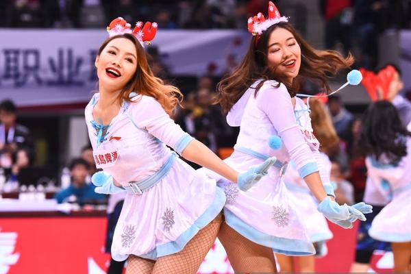 這就是神鋒！凱恩新賽季9場17球3助，2次戴帽、5次梅開二度