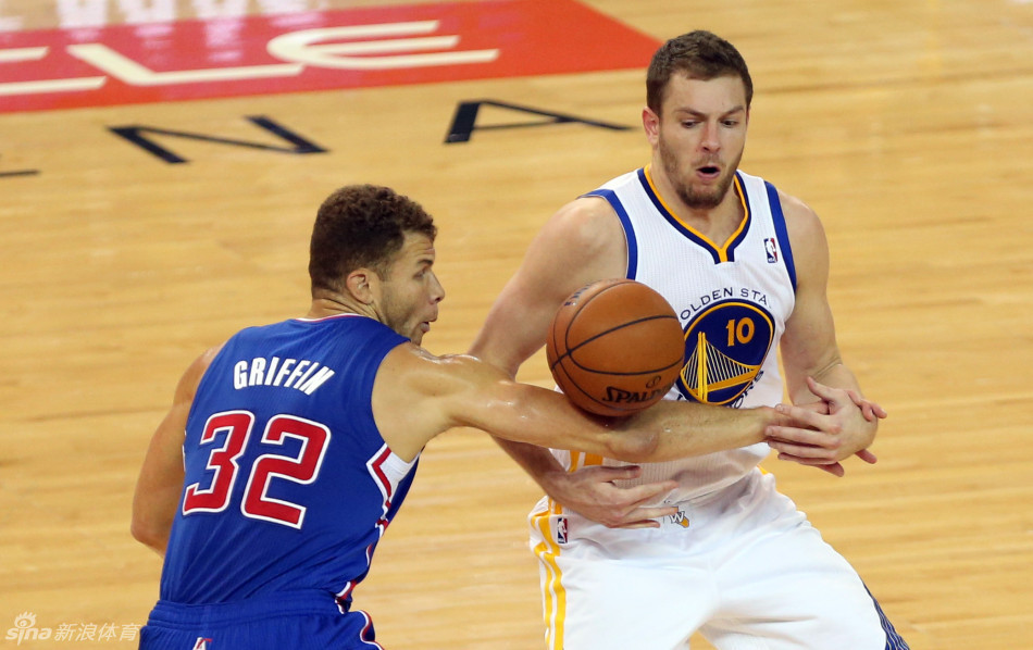 基米希：凱恩每場進(jìn)2、3個(gè)球?qū)ξ覀儙椭艽?，他的倒鉤射門也不錯(cuò)