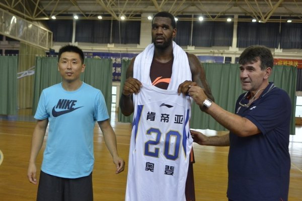 斯特林等人只能晚上訓練？天空辟謠：那次很罕見，是因為時間安排