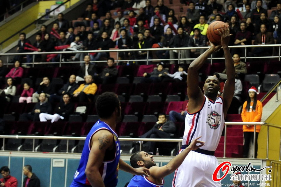 曼聯(lián)9500萬買！記者：奧林匹亞科斯有意安東尼，租借+買斷2000萬