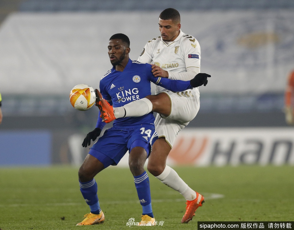 斯洛特：我們必須提升狀態(tài)，以恰當(dāng)?shù)姆绞交貞?yīng)三連敗