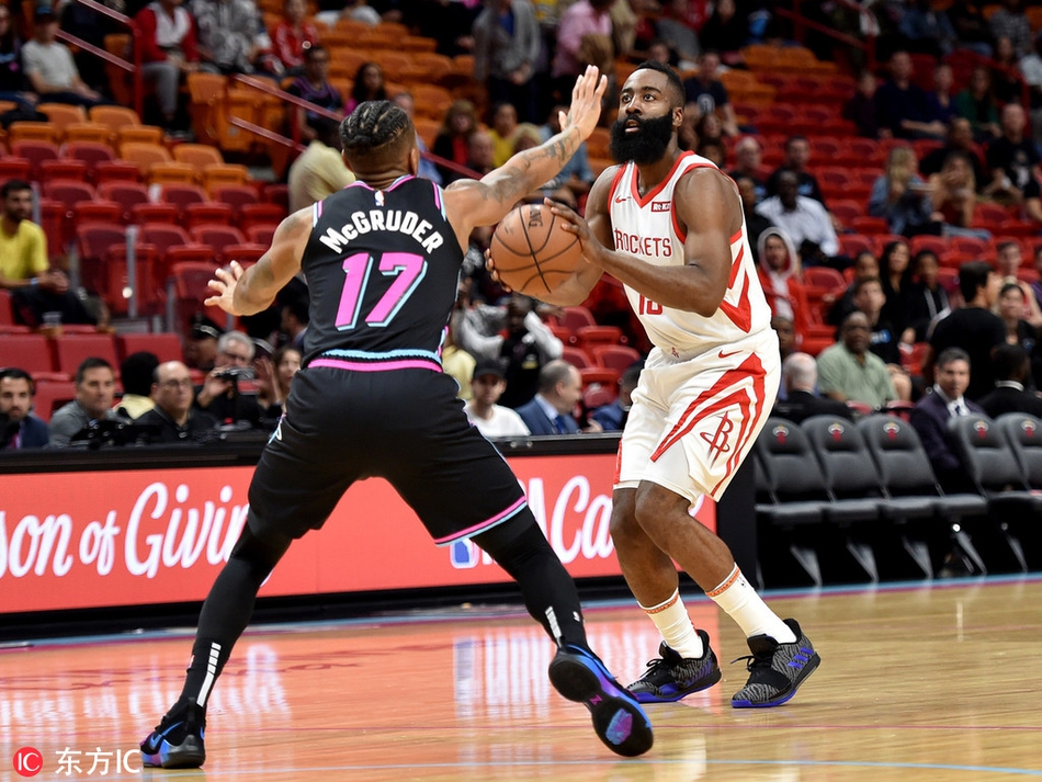 邊路一條龍！亞馬爾從中場奔襲連過5人，可惜最后內切打門被撲