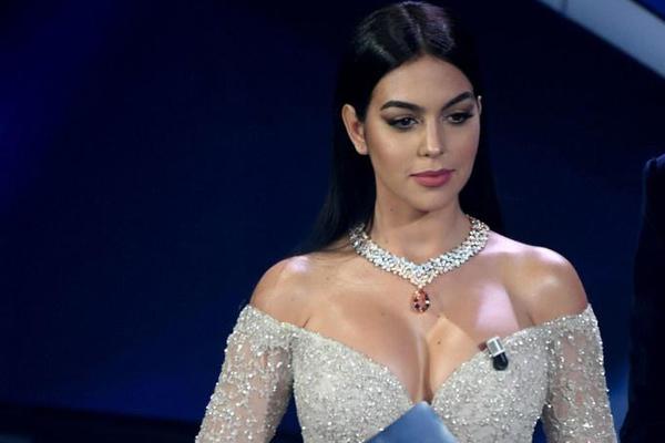 《星露谷物語》劉易斯愛心事件全解析 鎮(zhèn)長的秘密與小鎮(zhèn)溫情