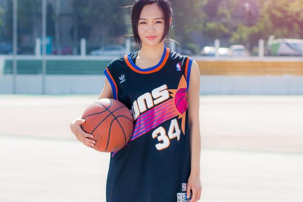 南京開通往返鎮(zhèn)江的蘇超直通車，票價(jià)為58元全程約80分鐘