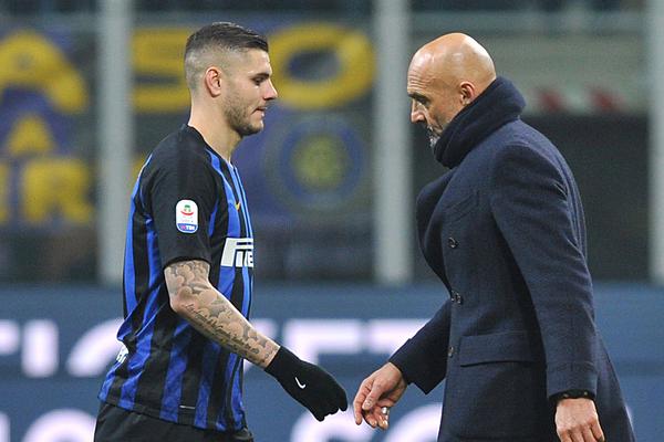 火星撞地球！阿倫完成單臂空接砸扣，騎士雷霆開局戰(zhàn)成12平