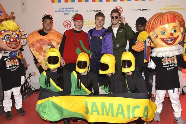 神了！馬競3連勝轟13球+連續(xù)2場5球，阿爾瓦雷斯戴帽+雙響+1球2助