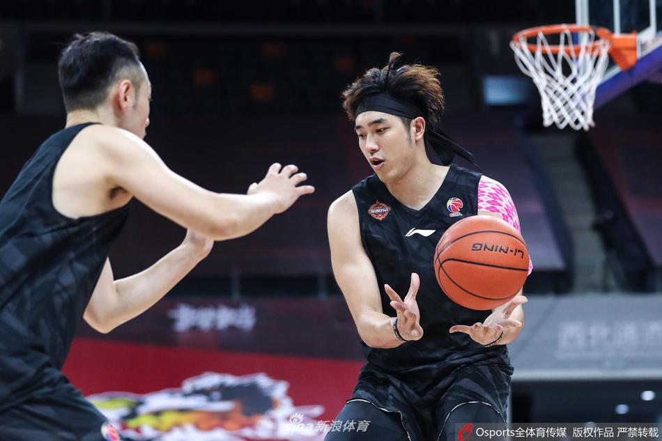 清潔微風(fēng)綠野水草豐茂之處活動的貴族小馬時收集到的毛發(fā)?？棾傻牟剂戏浅Ｈ犴槪尨得蟠玫馁F族無可挑剔。下面九游小編給大家?guī)淼摹稛o限暖暖》貴族卷毛作用及采集方法，感興趣的小伙伴們一起來看看吧?！稛o限暖暖
