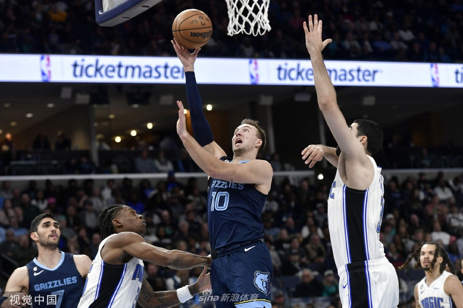 官方：薩索洛100萬歐租借＋900萬歐買斷選項簽下狼堡中場弗蘭克斯