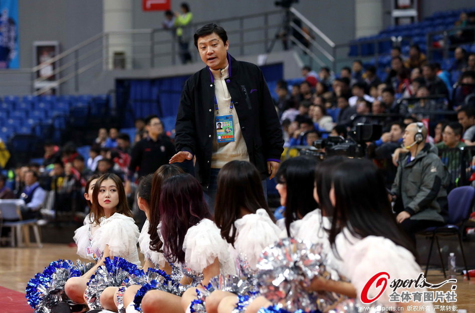 還記得他嗎？前NBA后衛(wèi)沙巴茲