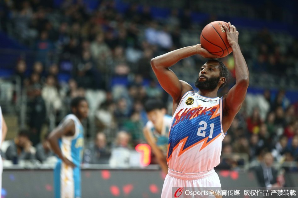 訓(xùn)練場(chǎng)初印象????期待薩爾瓦多為球隊(duì)注入能量！