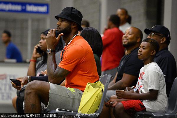 博尼：想和國(guó)米贏得盡可能多的冠軍，自己能成最優(yōu)秀球員之一