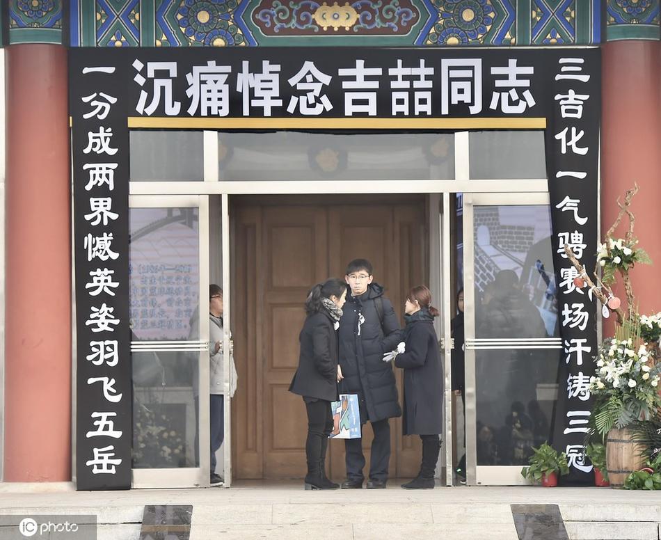 埃爾納內(nèi)斯：國米踢著意大利最好的足球；齊沃就像博尼的父親