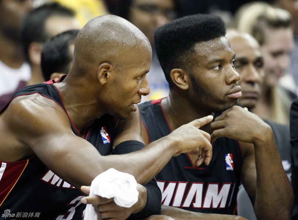 星際戰(zhàn)甲圣裝獲取