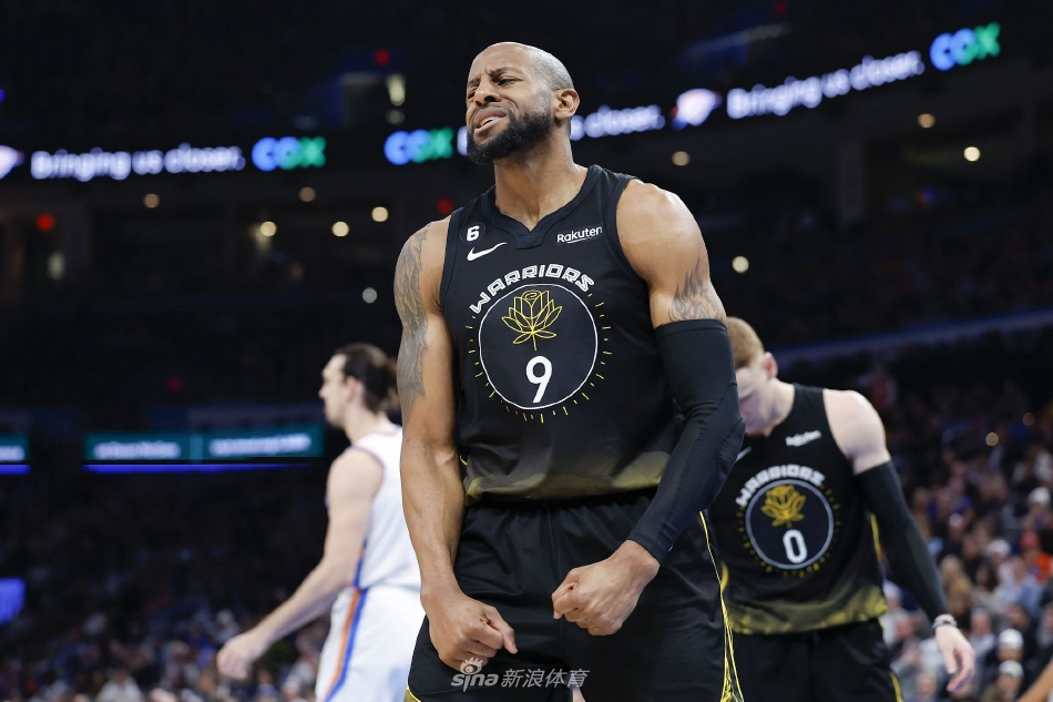 美媒：國王渴望得到卡斯?fàn)?，但馬刺還在猶豫