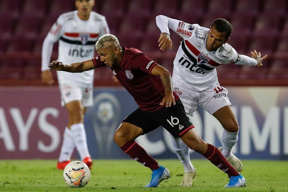 芬奇：只需要海蘭德做自己 他的擋拆和組織能力被低估了