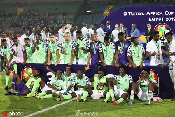 凱恩加盟拜仁已8次上演帽子戲法，同期五大聯(lián)賽其他球員最多4次