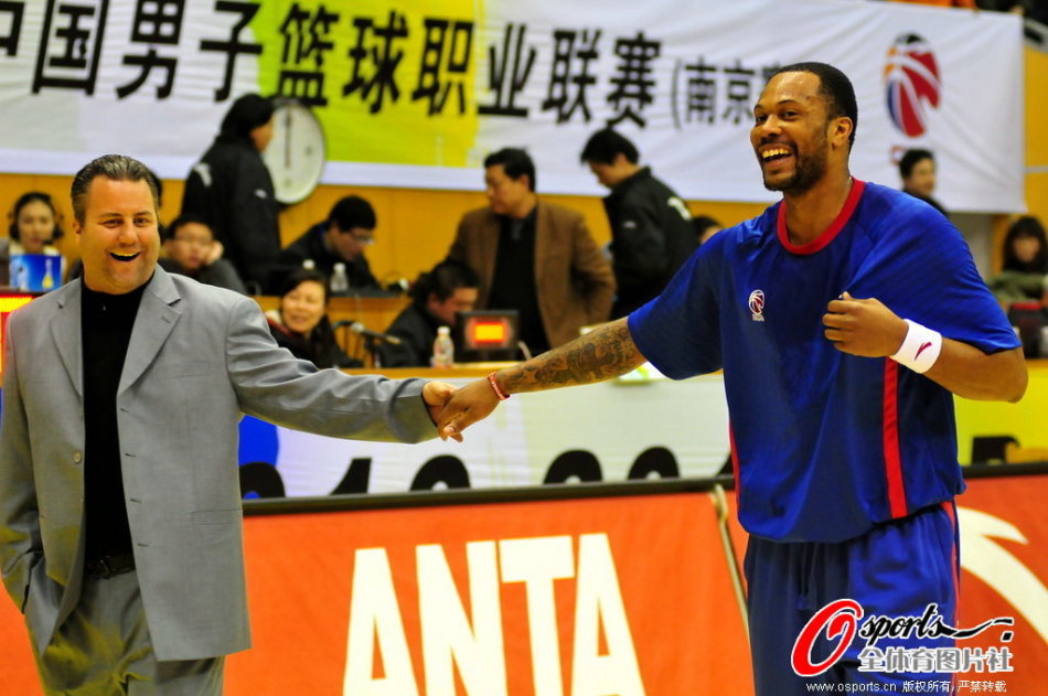 卡厄思夢境原名又叫CHAOS ZERO NIGHTMARE是一款橫版3D放置類冒險手游，在游戲中擁有非常多炫酷的二次元角色，每個角色都有獨特的能力，眾所周知這類游戲的角色強度一定是不平衡的，所以初始抽
