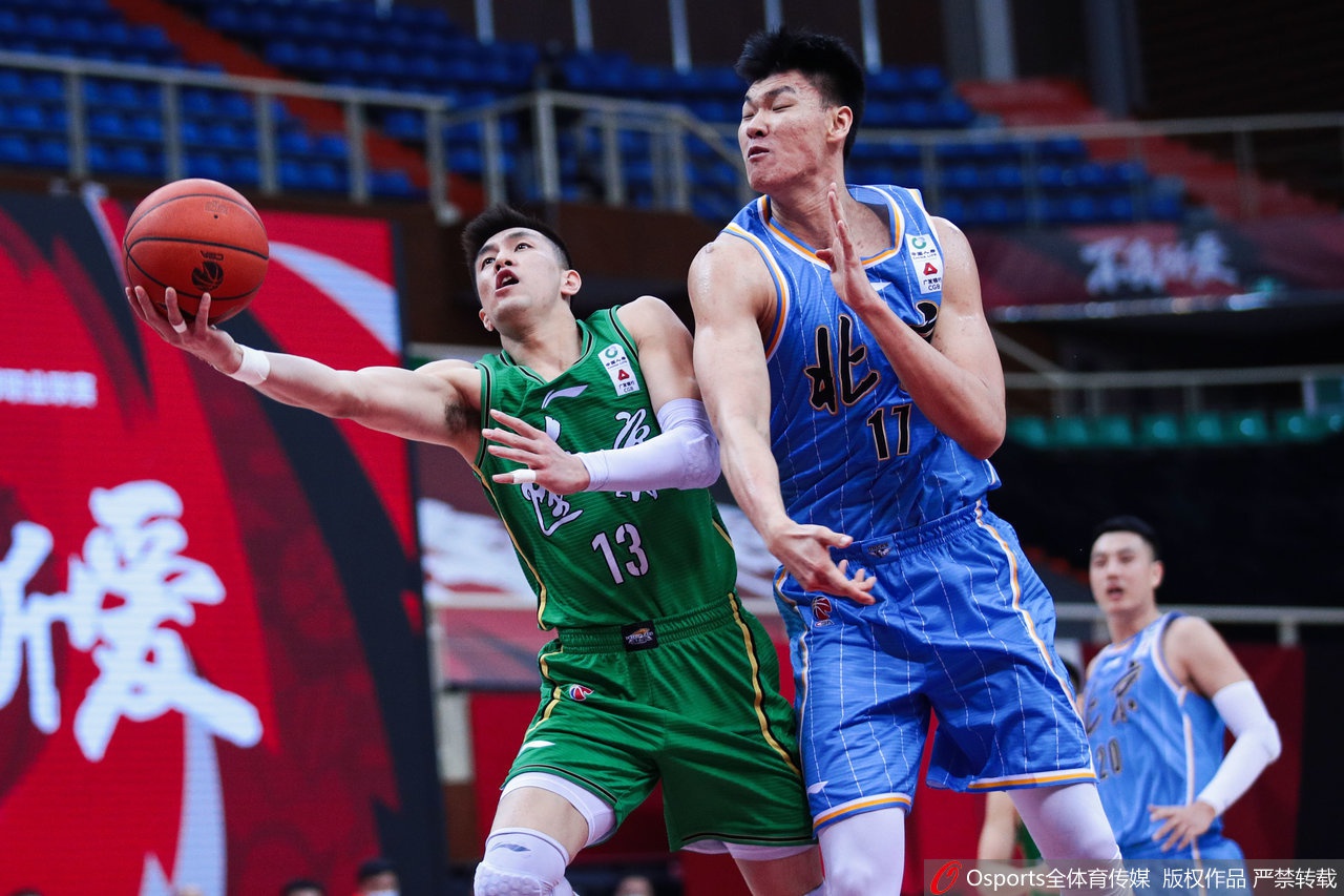 范迪克本賽季英超對抗成功率高達(dá)69.9%，所有球員中最高M(jìn)ageth                                                                20
