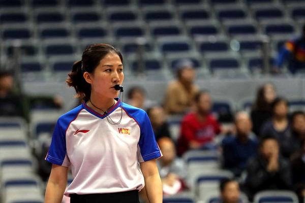 兩場梅開二度，官方：蓉城前鋒費(fèi)利佩當(dāng)選中超聯(lián)賽8月最佳球員Jaden                                                                20
