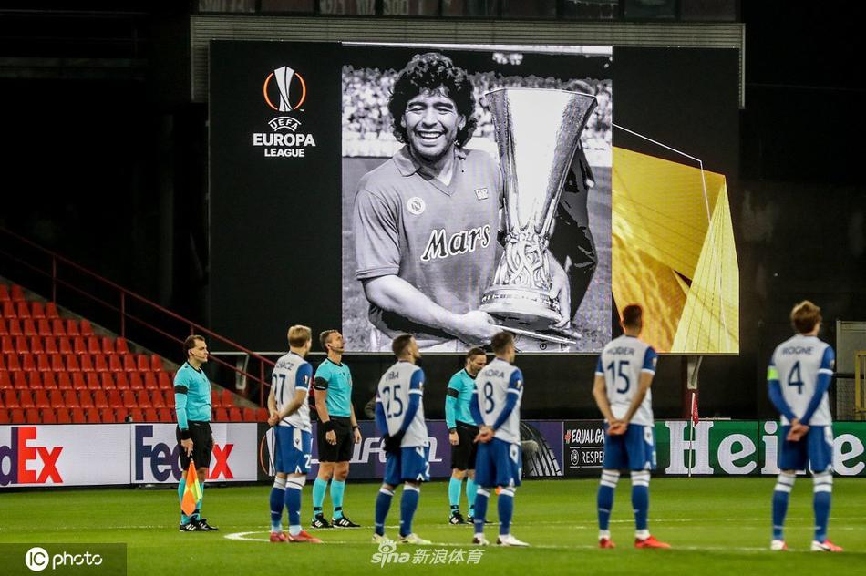 2025年10月4日 23:38:54懂球帝                 美國隊主帥波切蒂諾在接受采訪時談到了自己對球隊的管理，稱球員不需要知道自己未被征召的原因，一年以來一直在努力改變那種“理所
