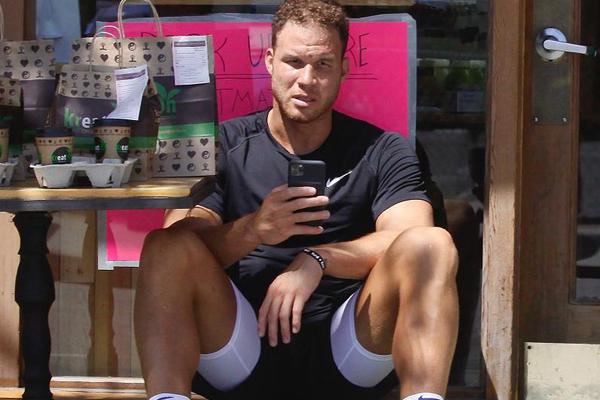 錯失三冠王絕佳機會！魯尼：足總杯輸球弗格森兩周沒搭理我們Eagle                                                                202
