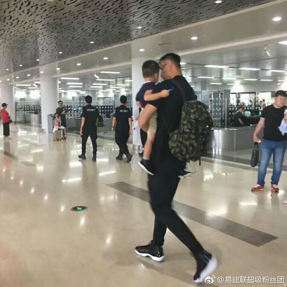 鯤城官方：穆謝奎家中再添丁，他已離華陪家人將缺席周末聯(lián)賽