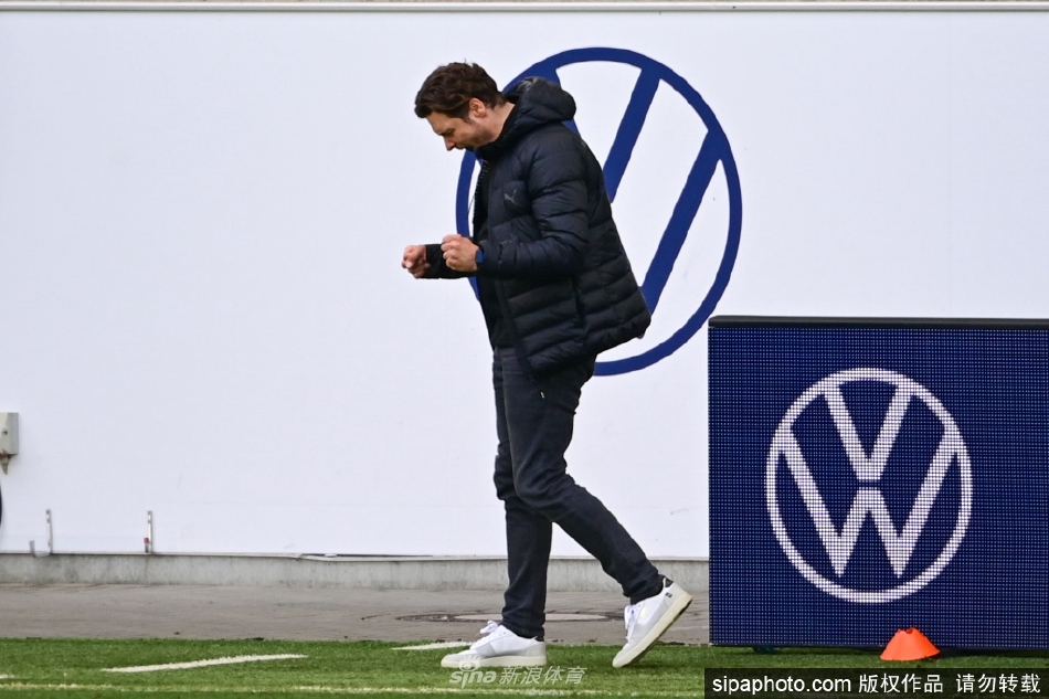 坎寧安近10戰(zhàn)場均27.6分6籃板9助攻，活塞7勝3負