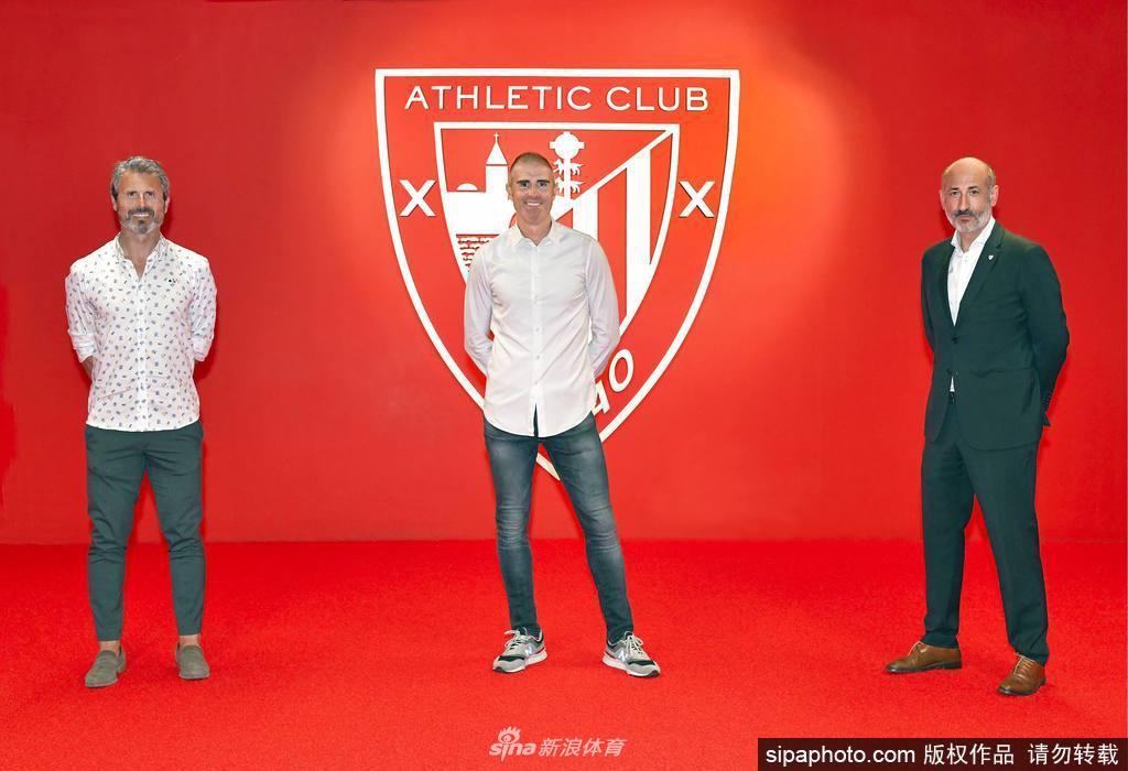 Here We Go！羅馬諾：米蘭中場阿德利加盟利雅得青年人 總價700萬羅馬諾HereWeGo                                                    
