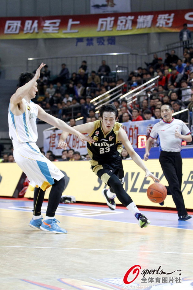 4年3冠！王牌大比分4