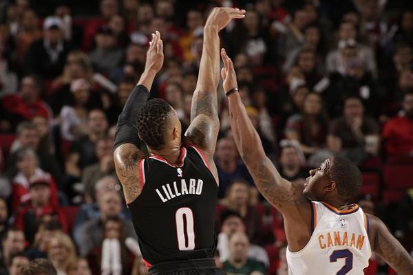 藥廠遭補時絕平！塔巴科維奇頭球破門，門興1-1勒沃庫森不吃白菜                                                                2025-
