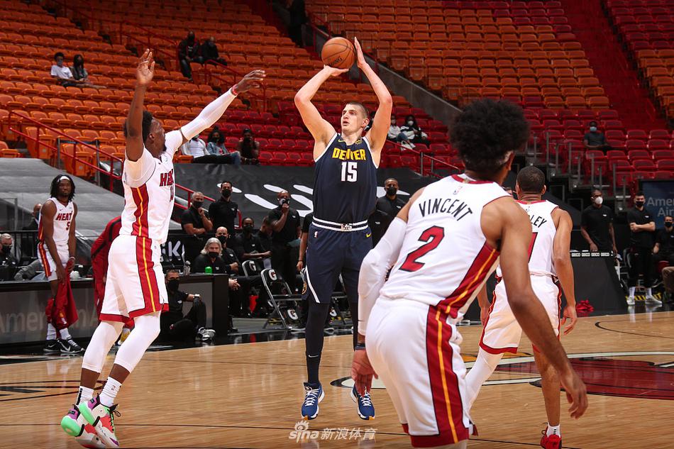 76人對陣奇才先發(fā)：恩比德復(fù)出+馬克西烏布雷埃奇庫姆愛德華茲