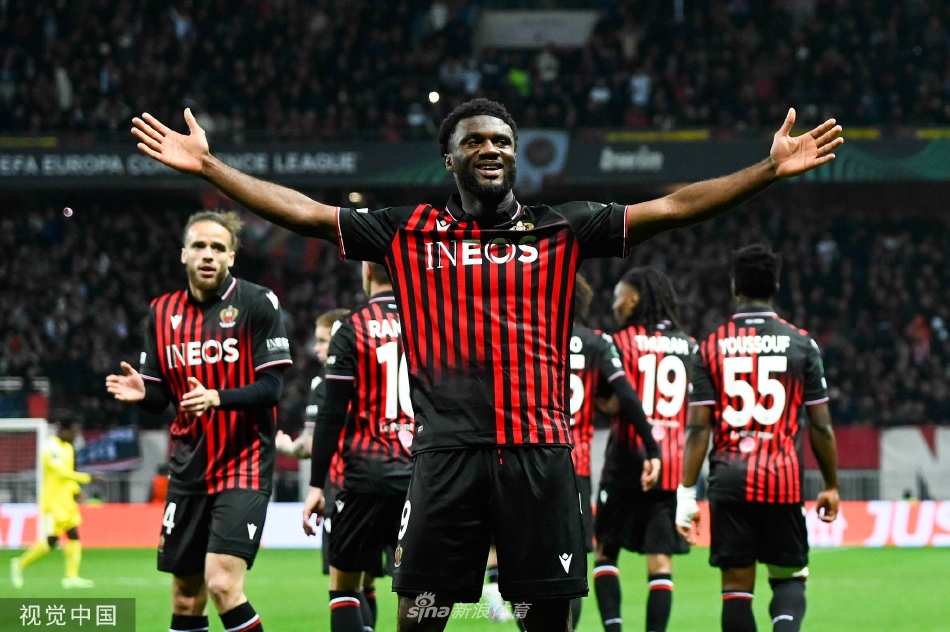 對陣皇家社會比賽中被紅牌罰下，赫伊森皇馬生涯第2次染紅